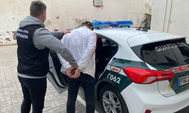 La Guardia Civil esclarece 6 delitos de robo con fuerza en distintos bares de Villajoyosa