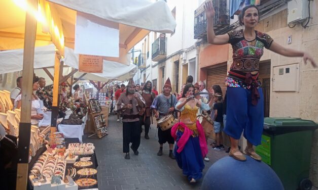 Miles de personas disfrutaron del XVI Mercado Medieval de La Nucía