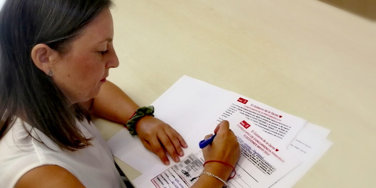Cristina Escoda oficializa su candidatura a las primarias del PSPV-PSOE de Benidorm