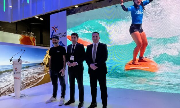 La Nucía presenta su nuevo Soccer Center y futura piscina de olas para surf