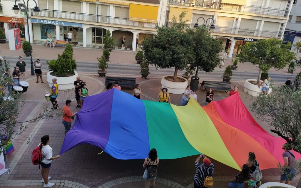 Altea conmemora el Dia del Orgullo LGTBIQ+ con su juventud