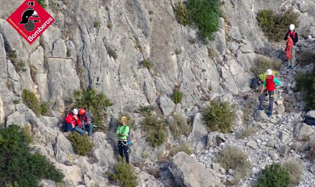 Rescatan a un escalador en el Puig Campana