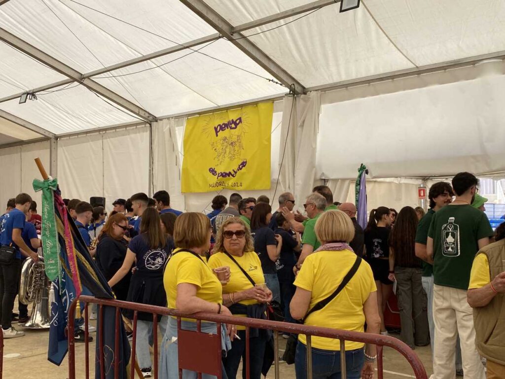 El cuarto “Mig Any” de La Nucía reunió a las penyas en la “Carpa Festera” 1