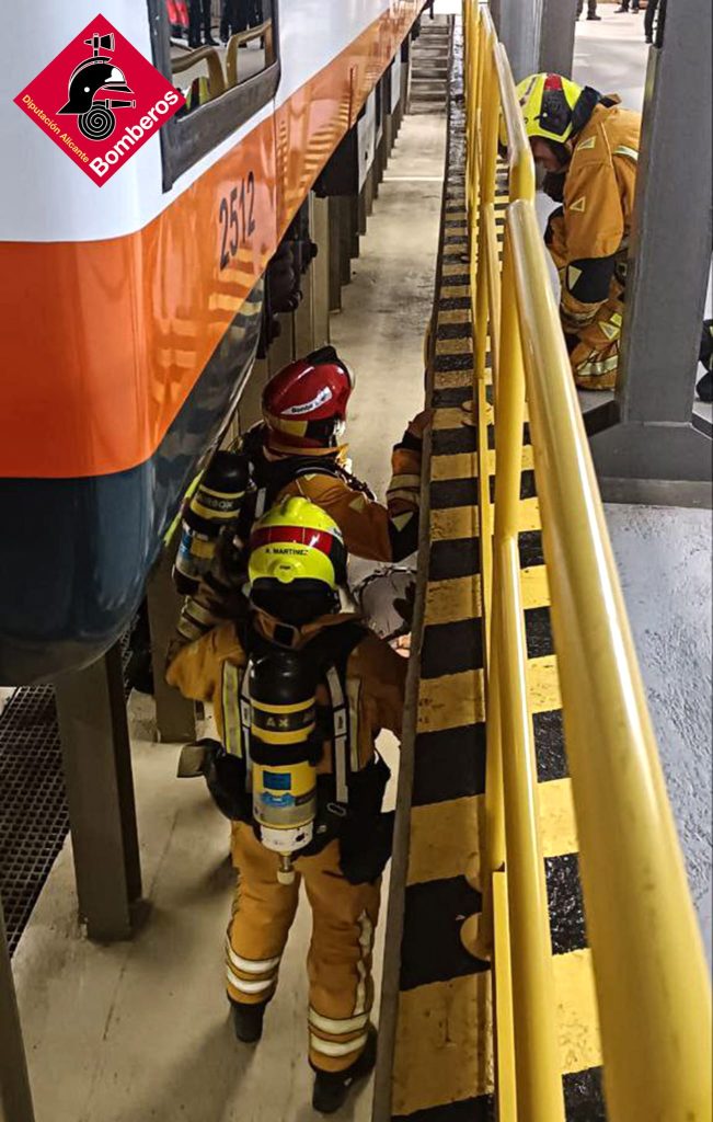 Gran simulacro en el TRAM de Benidorm 3