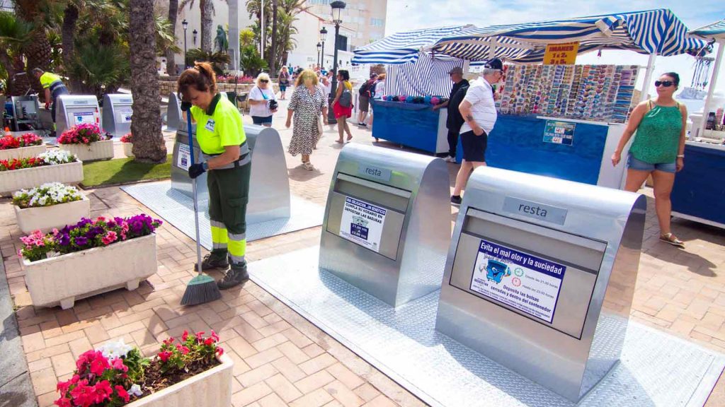 Benidorm inicia el domingo el refuerzo de la limpieza viaria estival 0