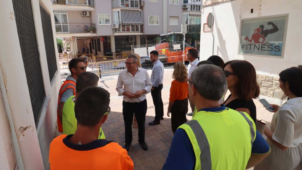 Benidorm abre esta semana al tráfico la calle Capitán Cortés tras finalizar las obras de renovación de las infraestructuras hidráulicas 2