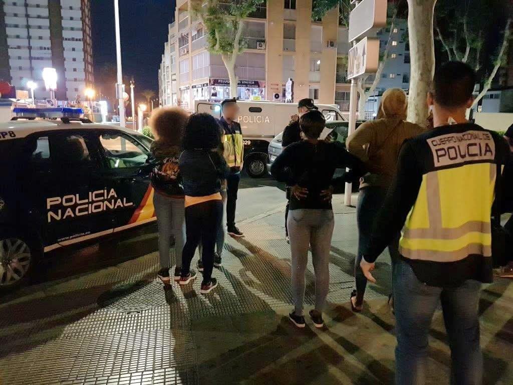 Piden 11 años de prisión a 4 encausados por trata de seres humanos y prostitución coactiva 0