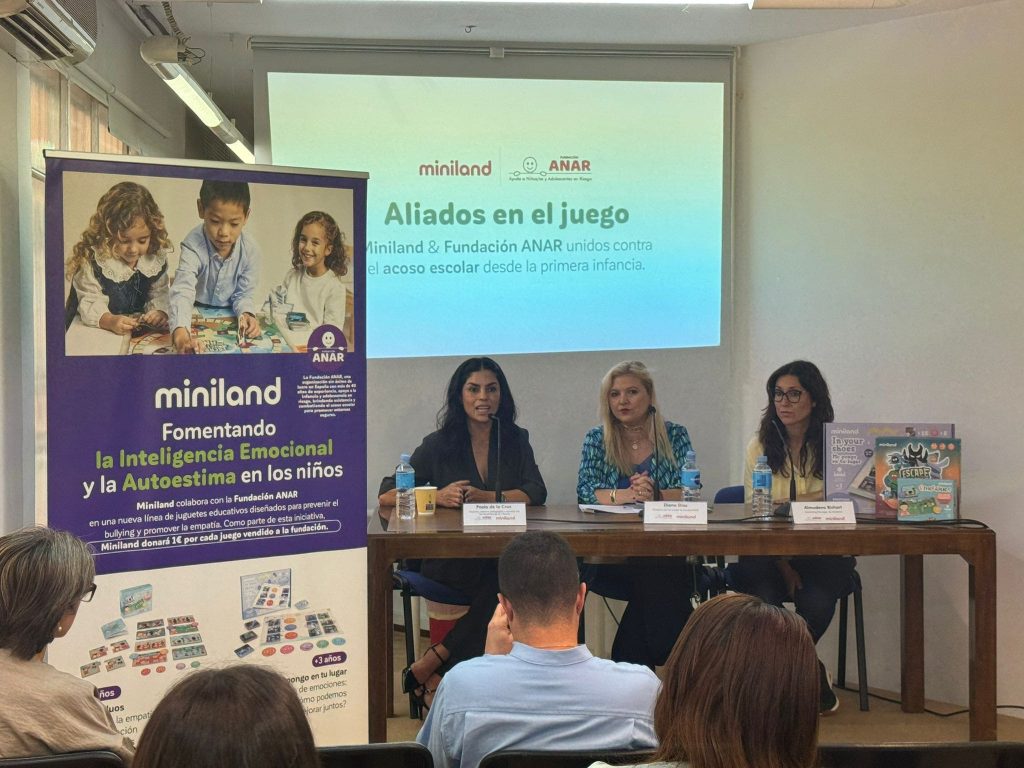 El acoso escolar afecta ya a 1 de cada 10 alumnos: Miniland y Fundación Anar presentan los juegos educativos alicantinos para prevenirlo desde la primera infancia 0