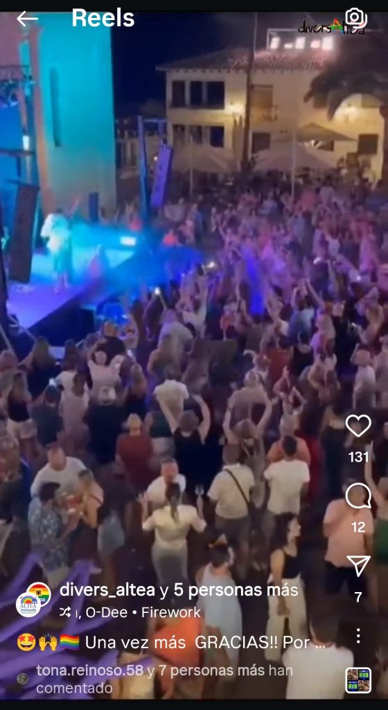 DiversAltea congrega a más de 700 personas y llena de color  el Casco Antiguo de Altea 0