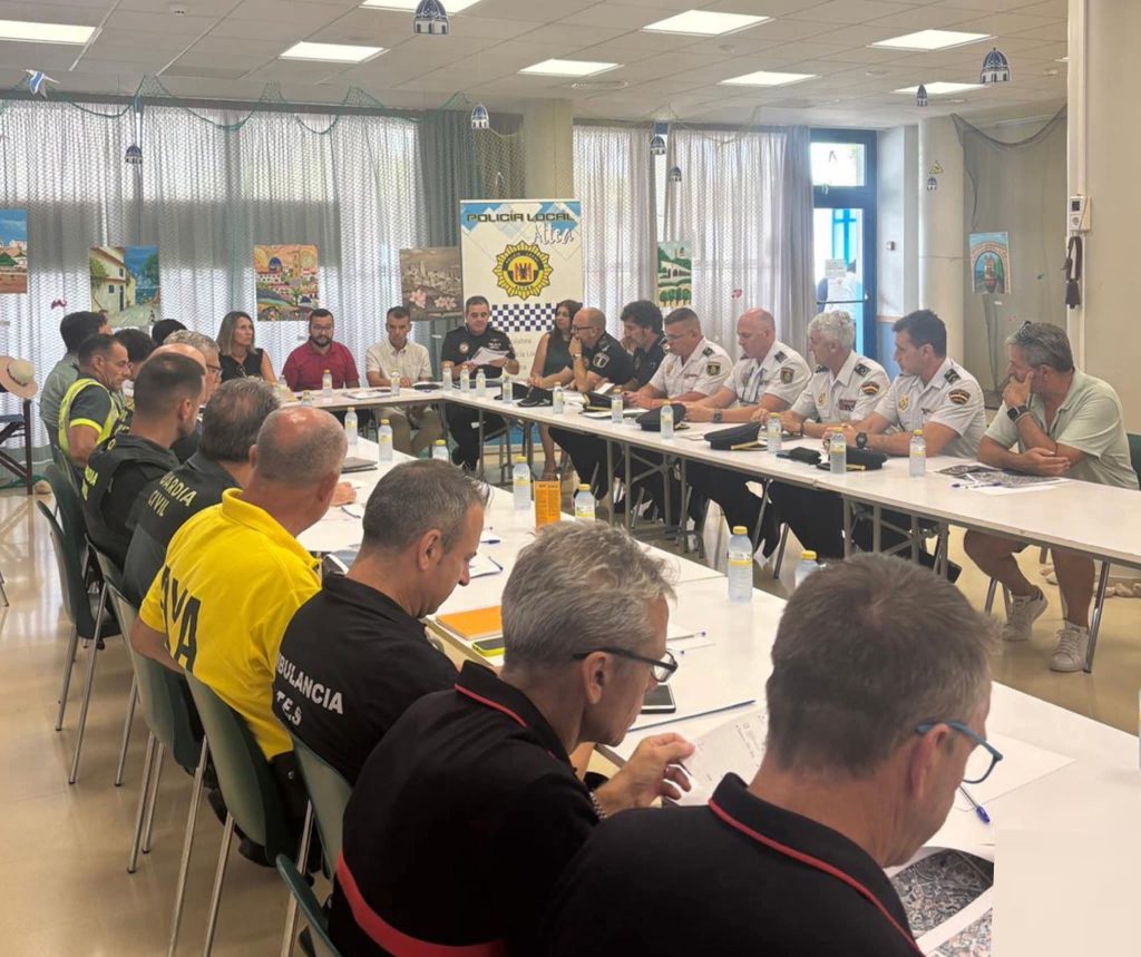 Más de 200 efectivos velarán la noche del Castell de l’Olla 2025 por la seguridad de los asistentes 0