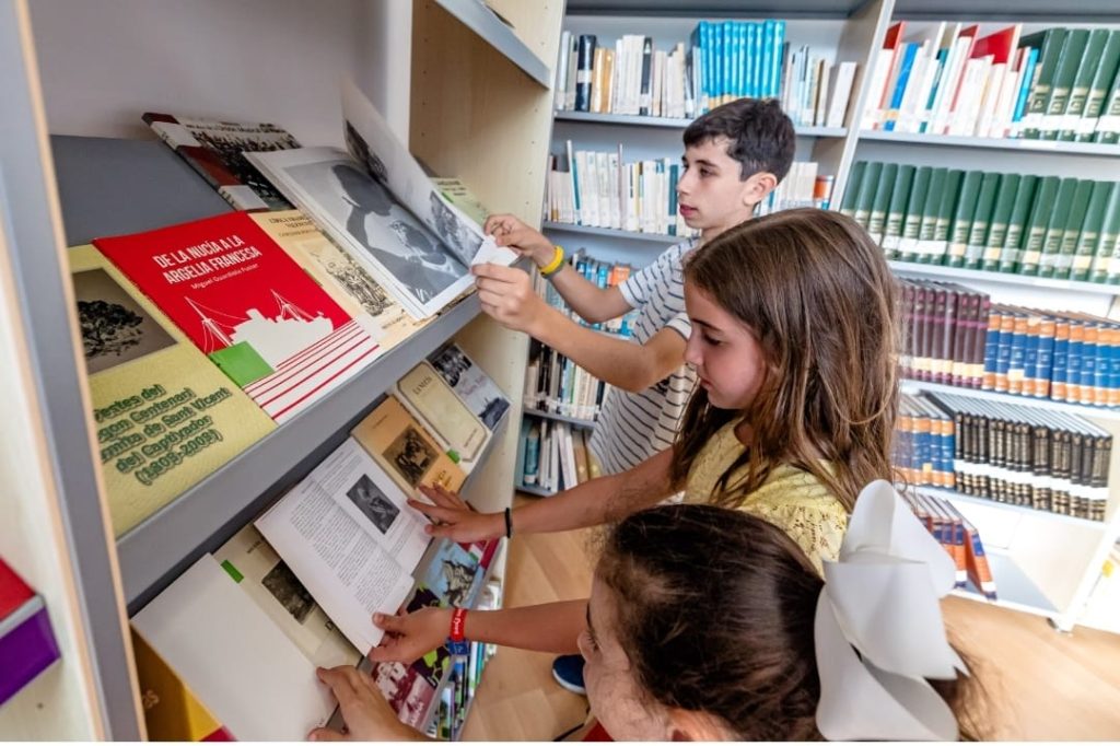La Biblioteca de La Nucía toma el nombre de su cronista Miquel Guardiola 0