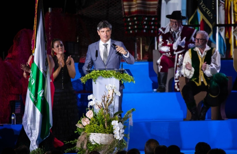 Villajoyosa presenta los cargos de las fiestas de Moros y Cristianos de 2025 4