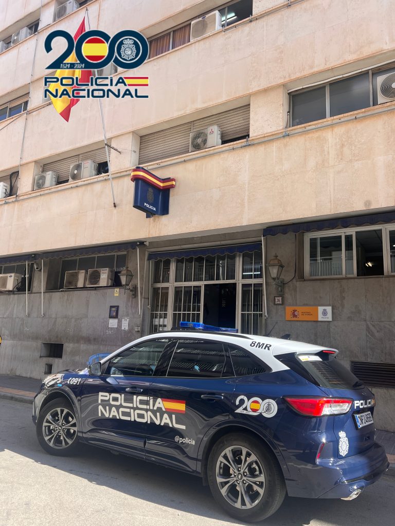 Detenido el maître de un hotel por extorsionar y acosar laboralmente a sus empleados 0