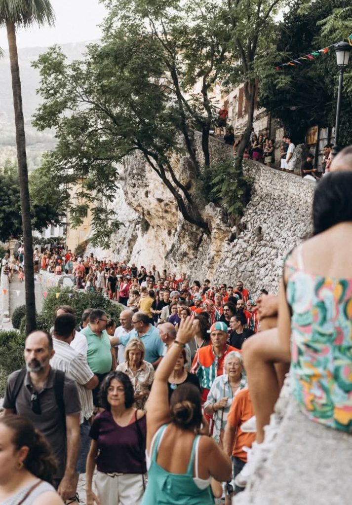 Continúan les Festes Patronals en Honor a La Mare de Déu de l’Assumpció en El Castell de Guadalest 3