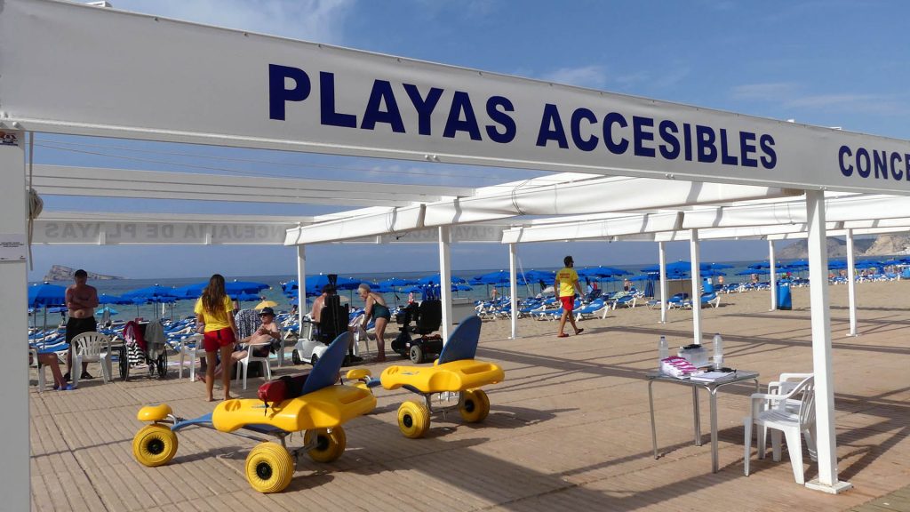 Las playas accesibles de Benidorm superan los 8.700 usuarios en los meses centrales del verano 0