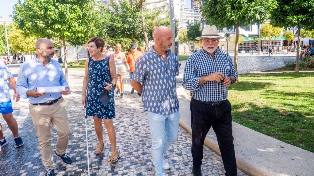 Benidorm adapta el paso semafórico de Ruzafa a las personas invidentes 0