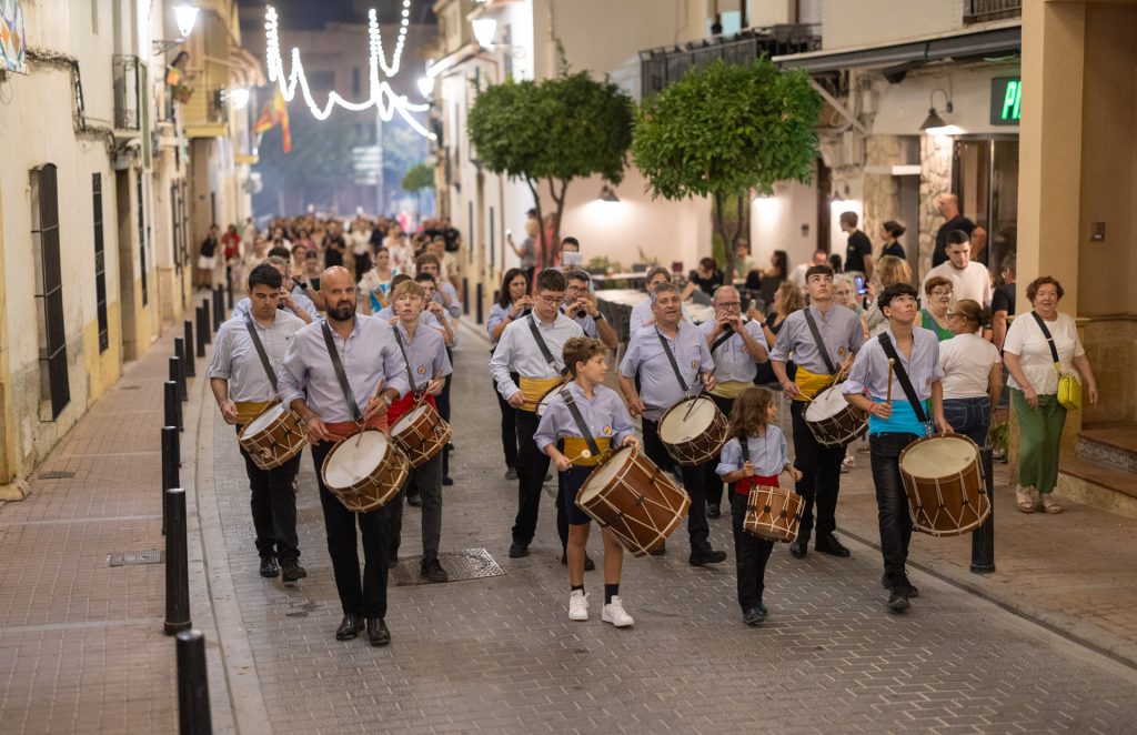 L’Alfàs ha celebrado este fin de semana unas multitudinarias Copletes a la Verge dels Dolors 1