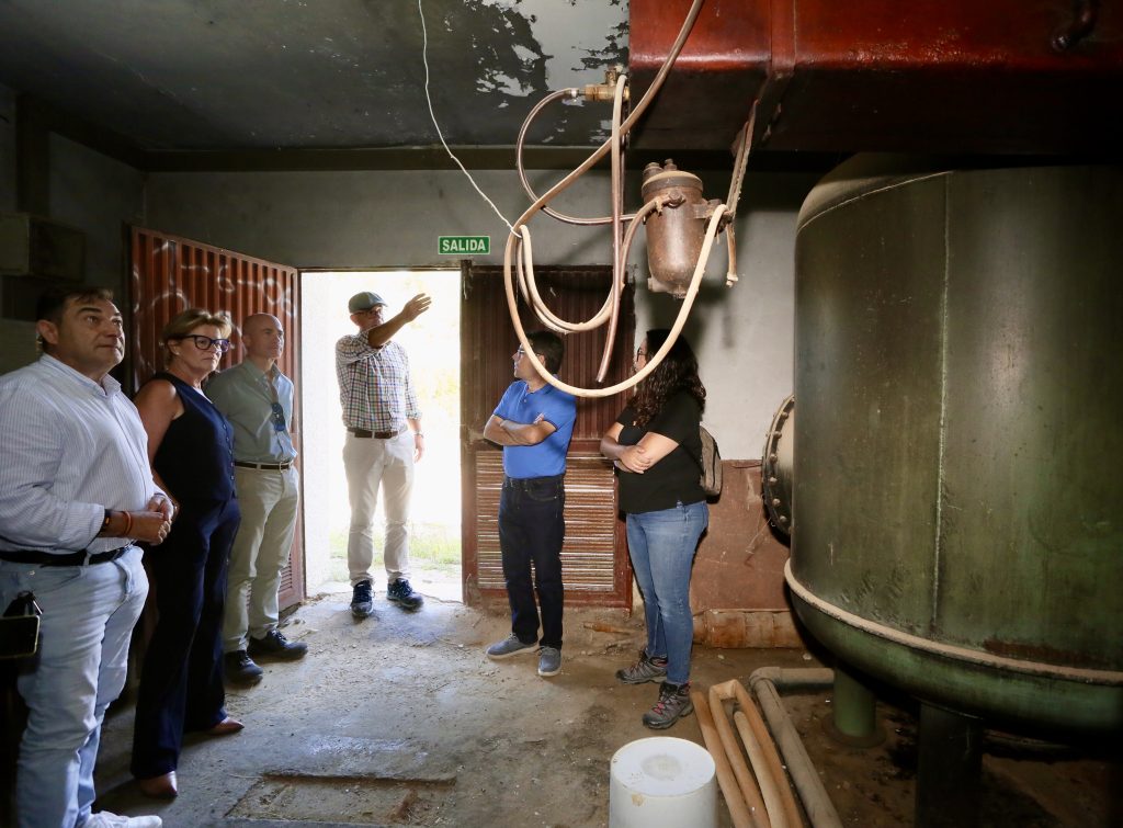 La Diputación estudiará nuevas actuaciones para ampliar la disponibilidad y potabilidad del agua en Relleu 0