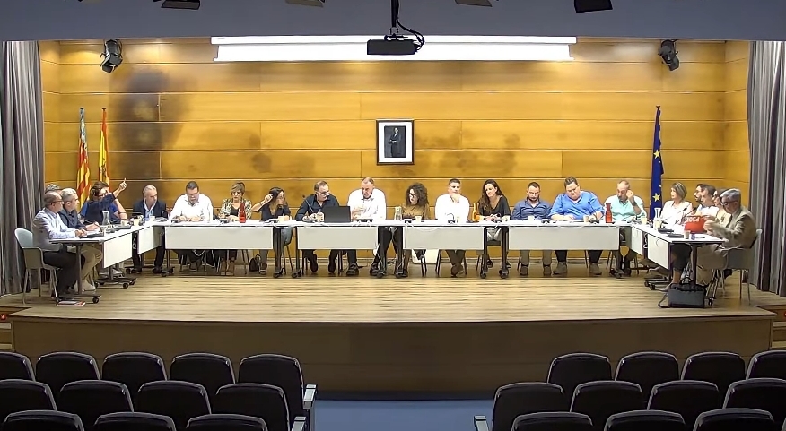 El PSPV-PSOE de Altea pide la dimisión del edil del PP Paco Berenguer «por un comentario de odio dirigido a Anna Lanuza» 1