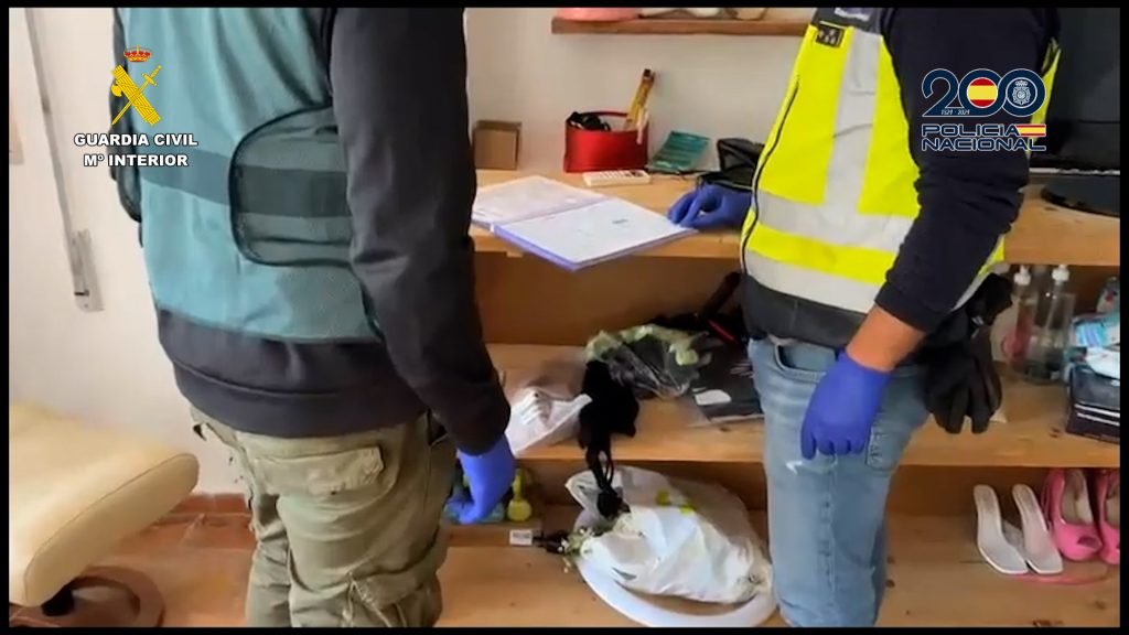 Once mujeres liberadas y siete detenidos por trata de seres humanos 0