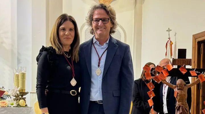 Los mayorales de 2026 se presentan al Santísimo Cristo del Sagrario 0