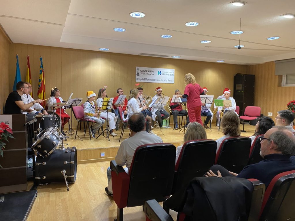 Acto homenaje a los jubilados del Departamento de Salud de la Marina Baixa 2
