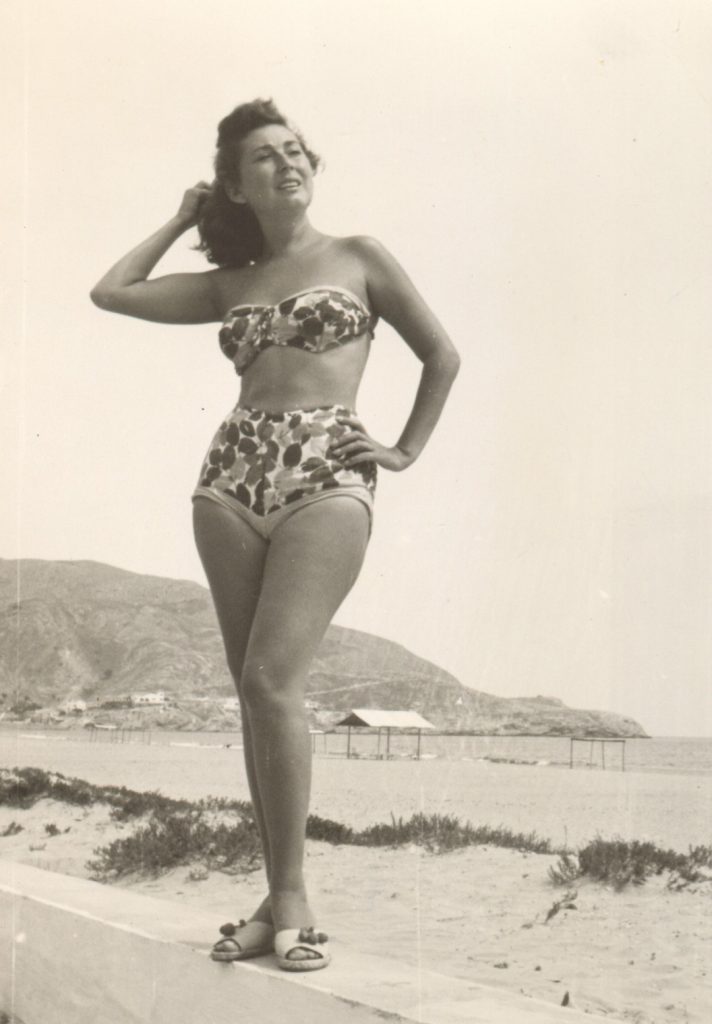Fallece a los 102 años Beatriz Ledesma, pionera del bikini en Benidorm 3