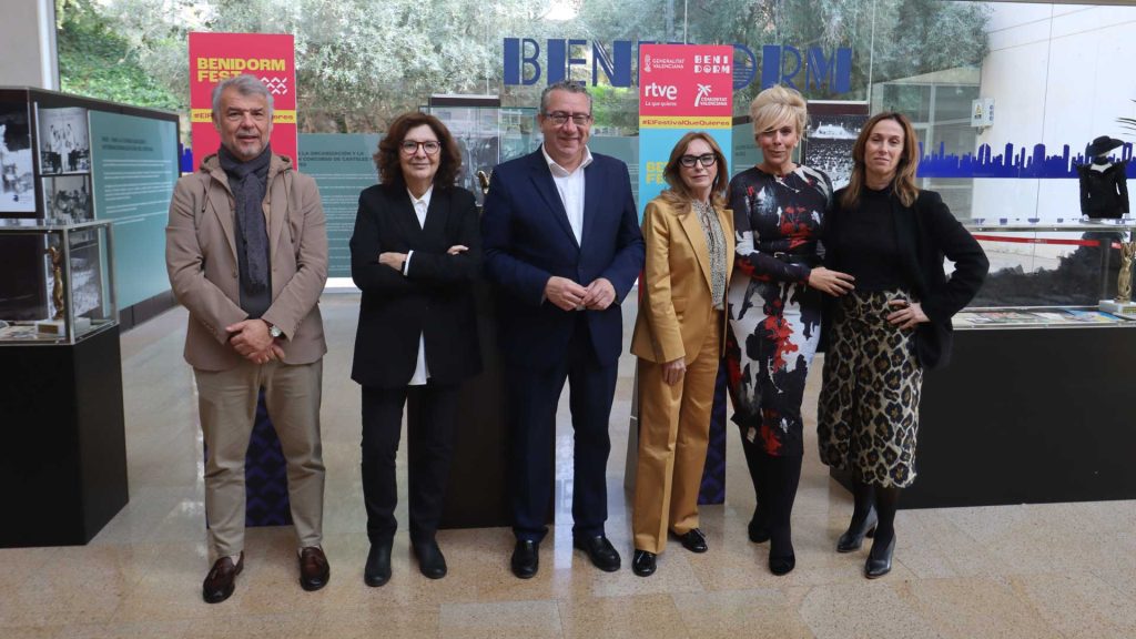 El Benidorm Fest y el Festival de la Canción, protagonistas de una exposición en el Ayuntamiento