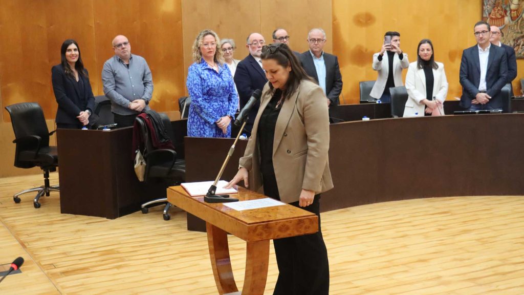 El pleno respalda la adhesión al Fondo de Impulso Económico y buscar vías de acuerdo con los propietarios del APR7