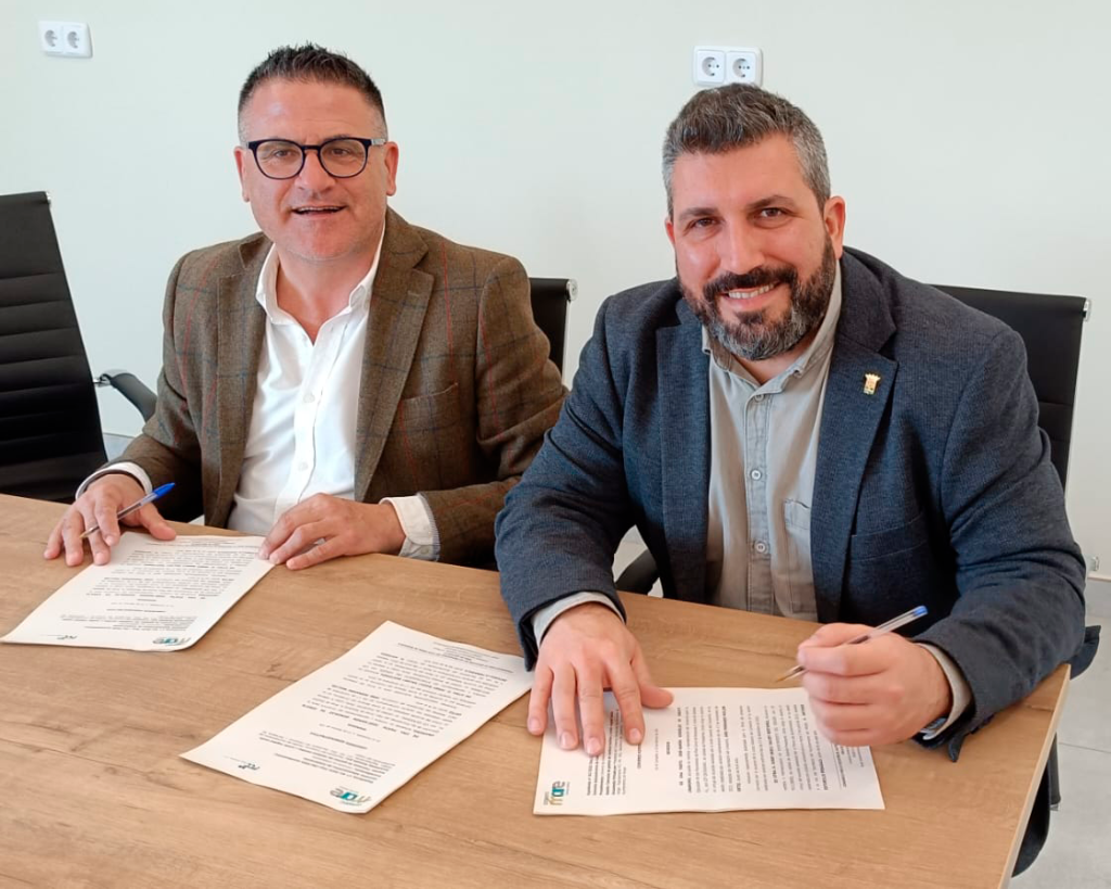 Bolulla y El Verger se adhieren a la recogida de textil y aceite usado del Consorci Mare