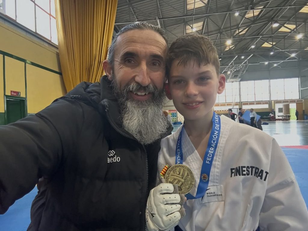 El Club Taekwondo y Hapkido Finestrat, mejor club autonómico junior y cadete de taekwondo 2026 11