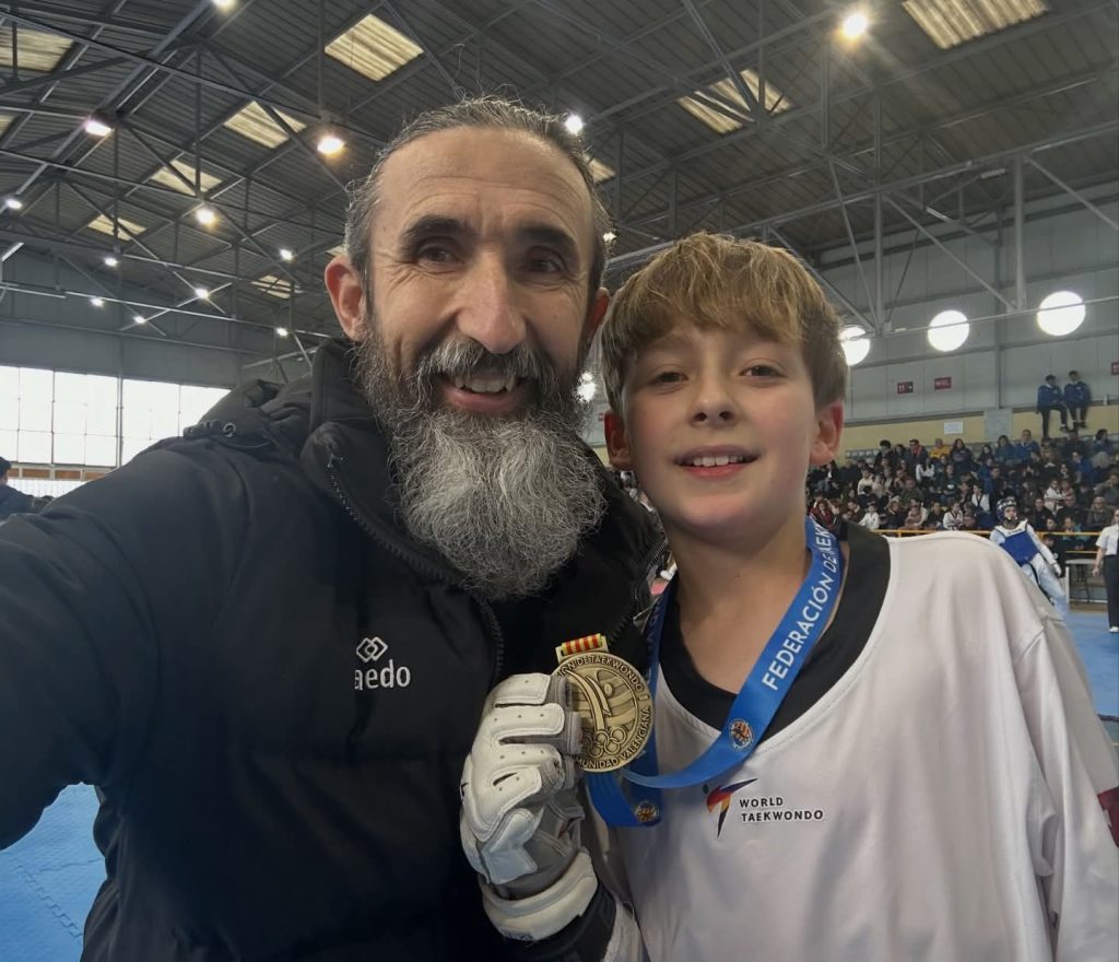 El Club Taekwondo y Hapkido Finestrat, mejor club autonómico junior y cadete de taekwondo 2026 13