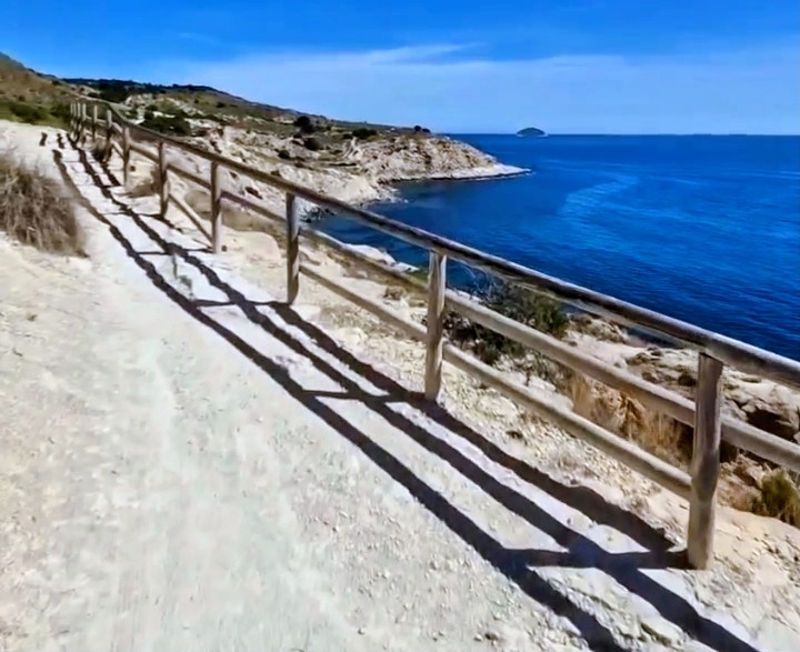 Villajoyosa revalida sus dos Senderos Azules y consolida su apuesta por el patrimonio natural