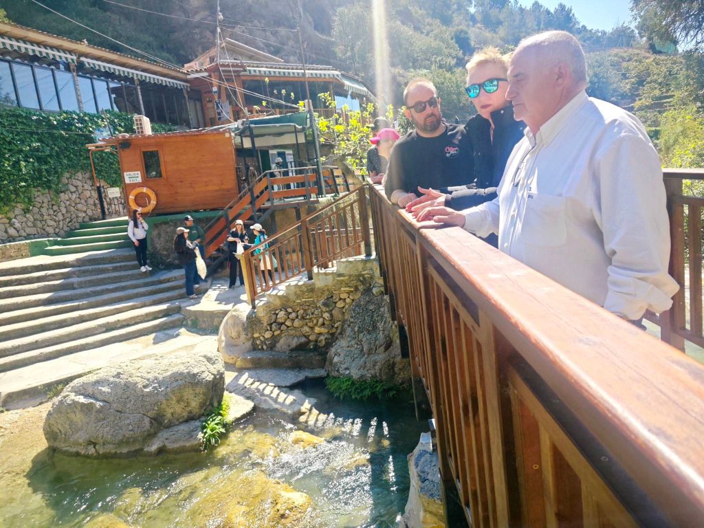 El Ayuntamiento de Callosa d’en Sarriá adecua Les Fonts de l’Algar para Semana Santa con mejoras en seguridad e integración paisajística