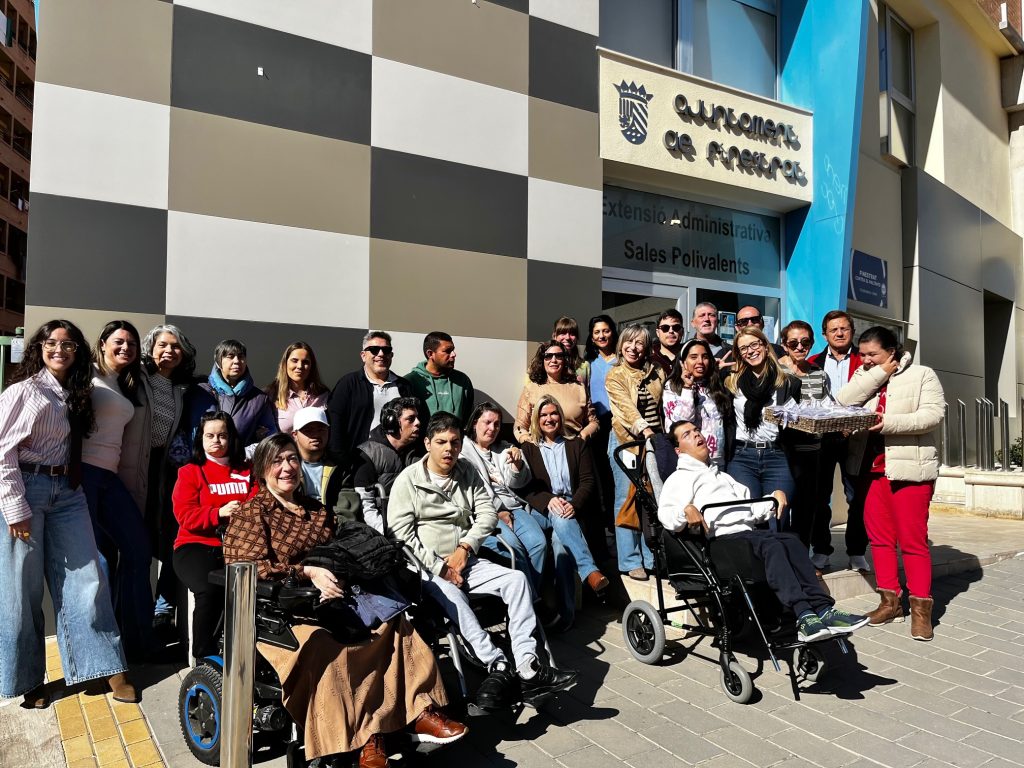 Día Internacional de la Mujer Finestrat, Setmana de la Dona Finestrat, fanalets Finestrat, Dones que fem poble, Marina Baixa mujeres, actividades 8M Alicante, exposición Dones que pinten dones, talleres autocuidado mujeres,