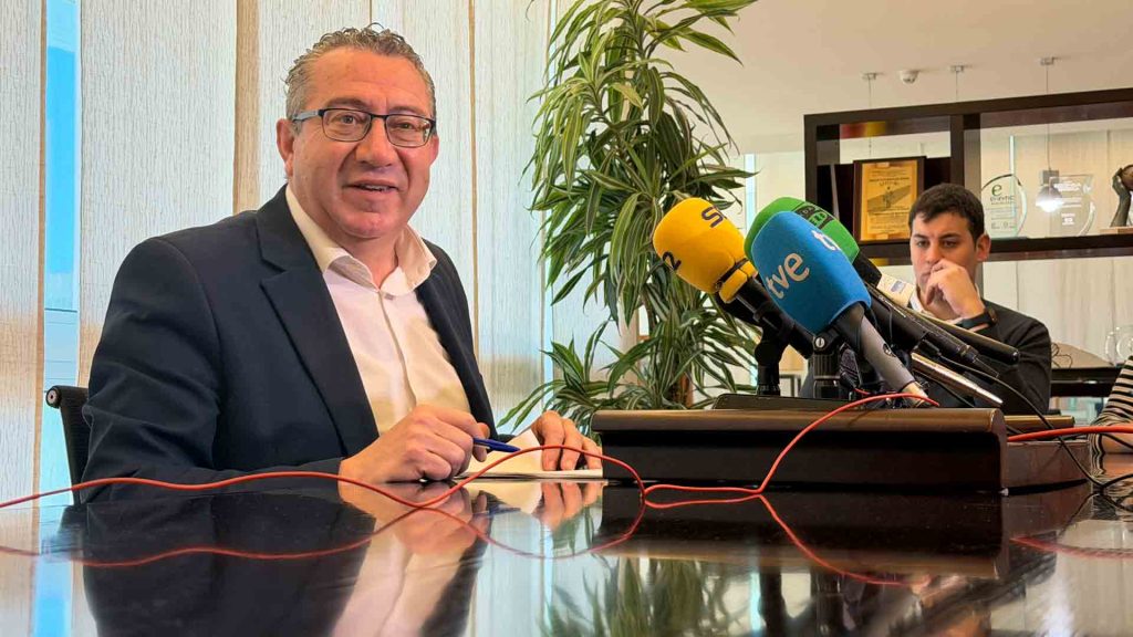Benidorm propone pagar 350 millones por Serra Gelada sin subir impuestos ni recortar servicios