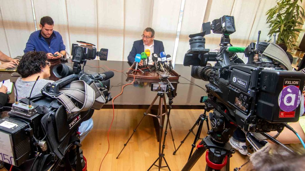 Benidorm propone pagar 350 millones por Serra Gelada sin subir impuestos ni recortar servicios