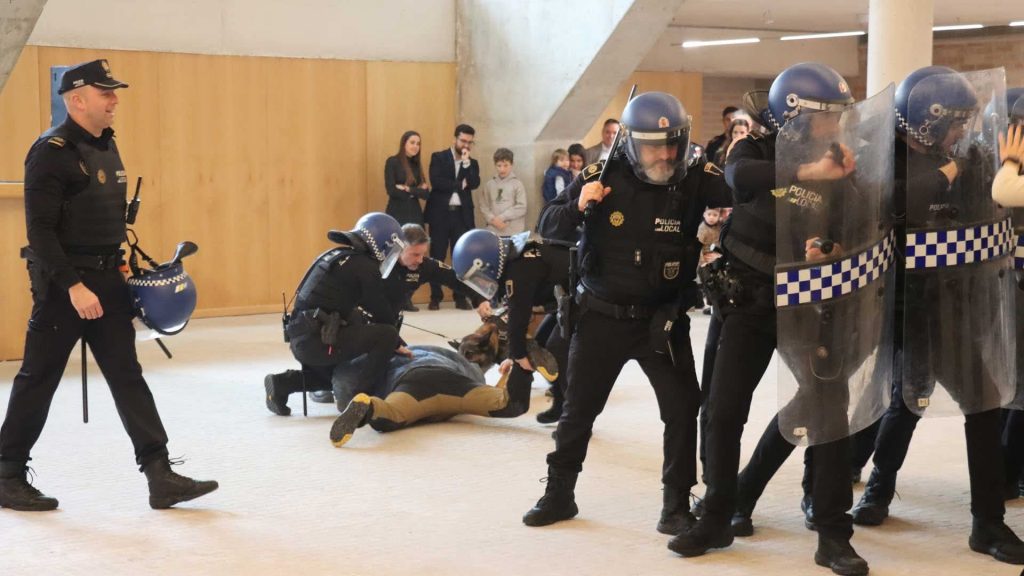 Seguridad y servicio: Benidorm celebra el 182 aniversario de su Policía Local