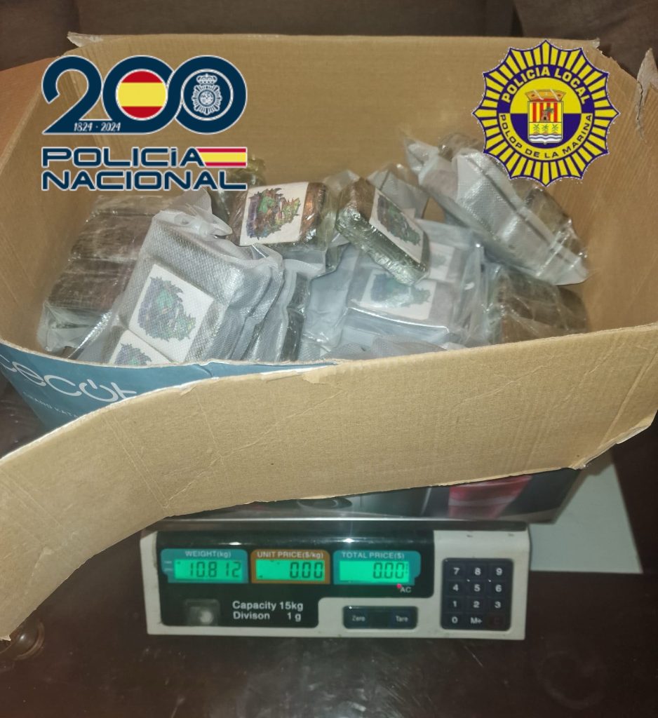 Desmantelan un macro cultivo de marihuana en una vivienda de Polop