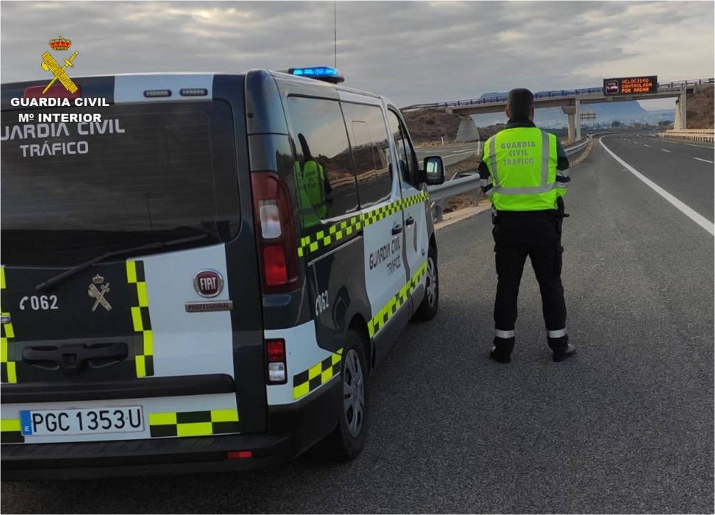 La Guardia Civil investiga a 167 conductores en la Comunidad Valenciana en solo un mes