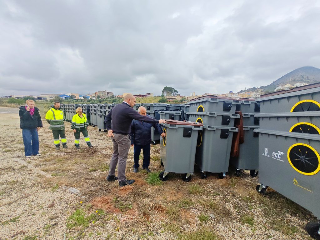 Callosa recogida de residuos contenedores 