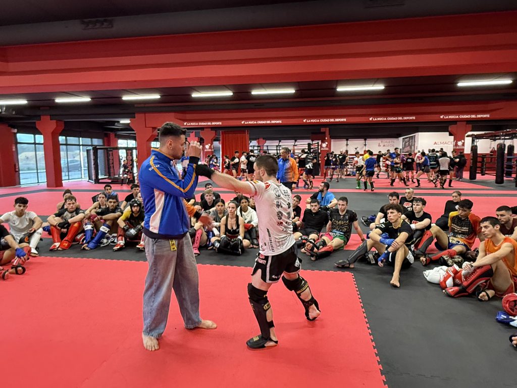 La Nucía prepara a la Selección Valenciana de Kick Boxing y Muay Thai para los Campeonatos de España
