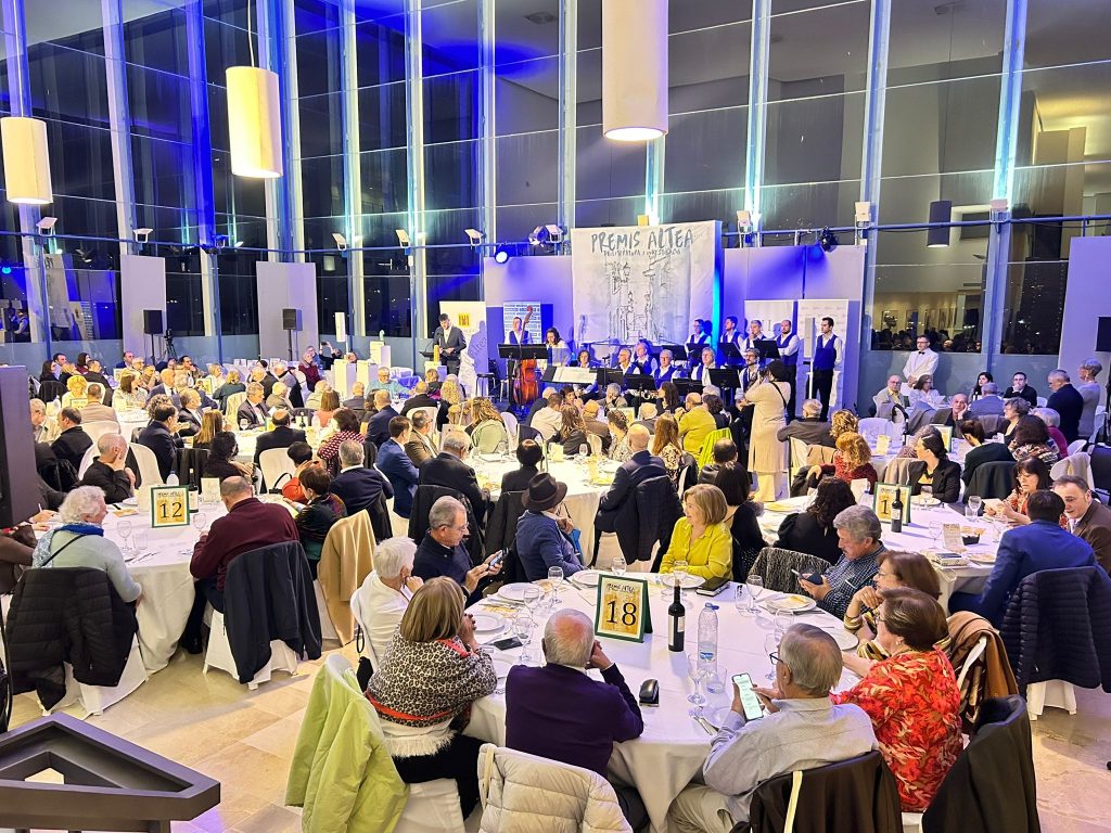 Premis Altea de Literatura i Investigació 2026: Enric Balaguer Pascual, Ivan Carbonell Iglesias i Toni Bellón Climent, guardonats en una edició rècord a Altea 2