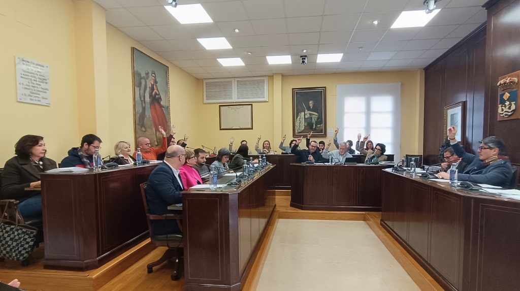 Villajoyosa aprueba 9 millones en inversiones para calles, colegios y servicios municipales