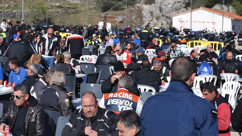 Motoalmuerzo de Confrides 2026: motos, almuerzo y rock el 29 de marzo en la Marina Baixa