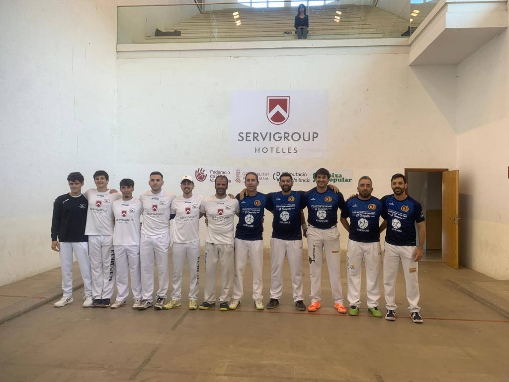 Benidorm vuelve a competir en pilota valenciana tras Semana Santa con doble victoria del CPV Benidorm