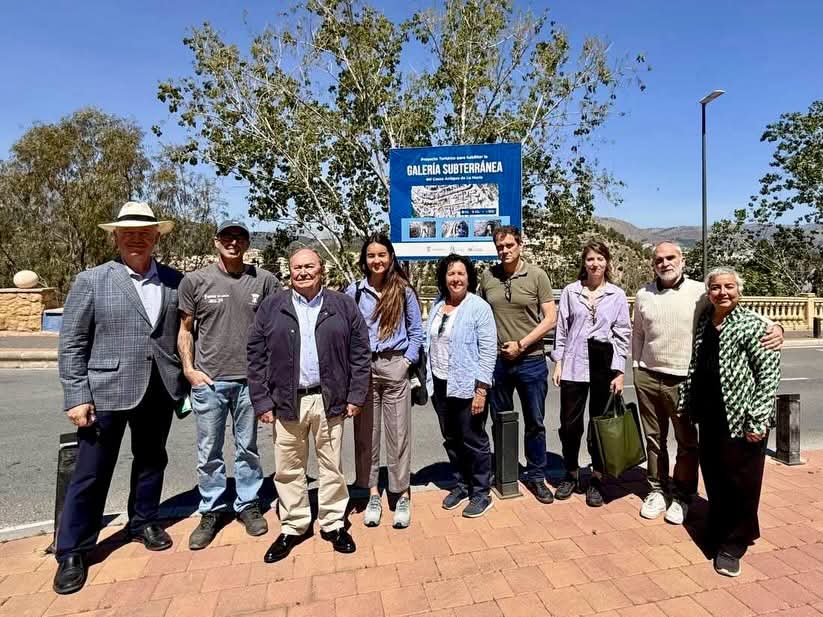 Cinco artistas visitan la Galería Subterránea de La Nucía para su museización dentro del proyecto europeo de la Ruta del Agua 3