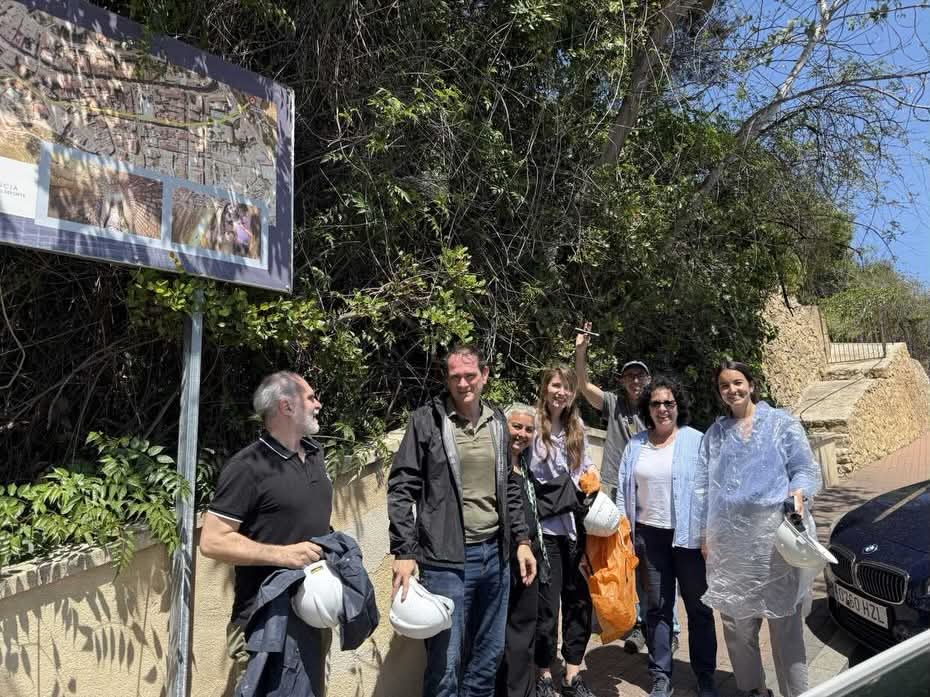 Cinco artistas visitan la Galería Subterránea de La Nucía para su museización dentro del proyecto europeo de la Ruta del Agua 4