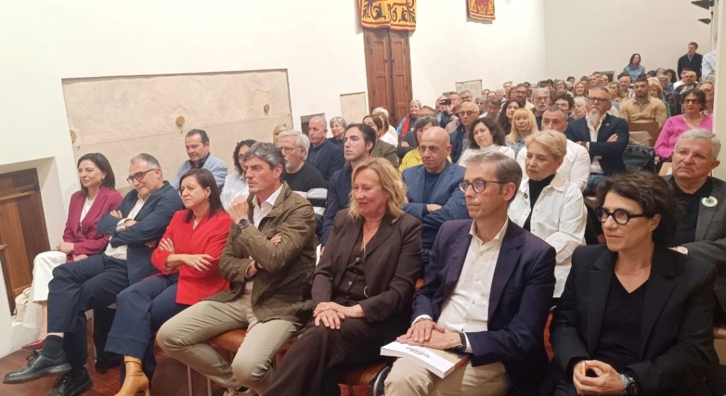 Villajoyosa impulsa su gastronomía con el libro “La Vila Gastronòmica”: tradición, mar y chocolate que conquistan la Costa Blanca 1