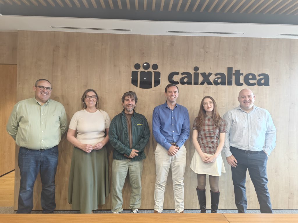 La Fundació Caixaltea impulsa el talento joven con el cómic sobre salud mental de Zoe López que recibe el mecenazgo 2026 1